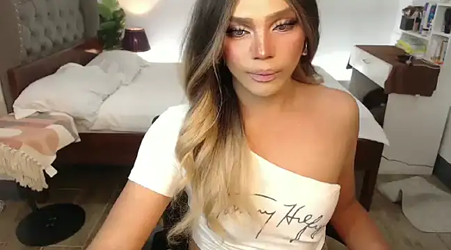 liaa lurrecams online show from 03.02.25