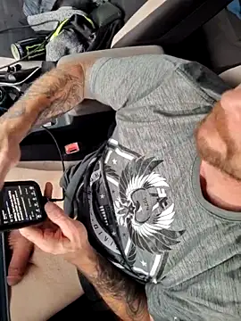 J-Dubb online show from 11.17.25