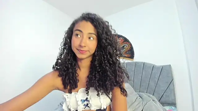 Snapshot of khaliope chatting on 05.05.26 khaliope online show from 05.05.26