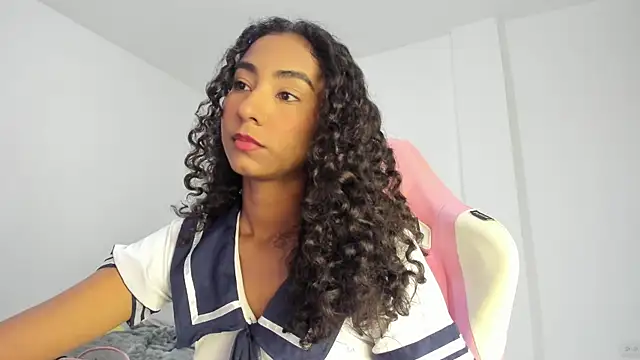 Snapshot of khaliope chatting on 05.15.26 khaliope online show from 05.15.26