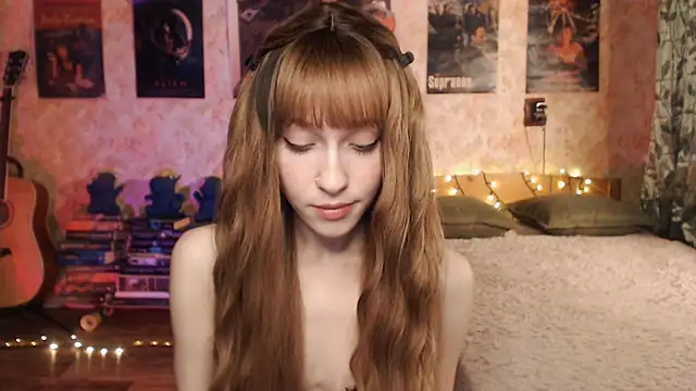 Friendly Ellie online show from 12.03.24