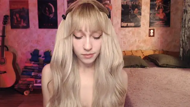 Friendly Ellie online show from 02.02.25