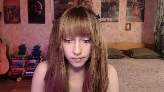 Snapshot of Friendly_Ellie chatting on 06.02.26 Friendly Ellie online show from 06.02.26