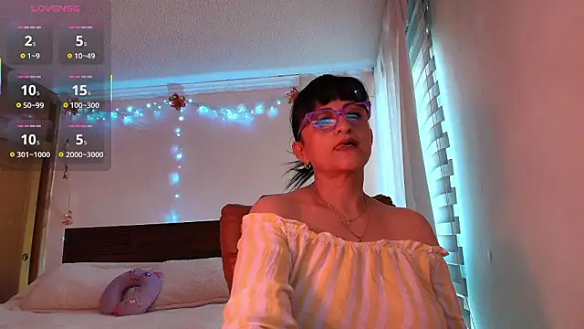 ISABEEL SOFIA01 online show from 02.27.26