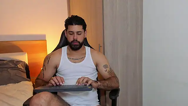 Justyn Torres online show from 03.13.25