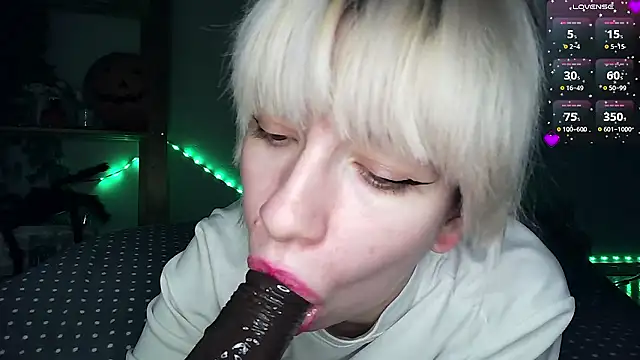 Snapshot of cruellagoth666 chatting on 12.05.24 cruellagoth666 online show from 12.05.24