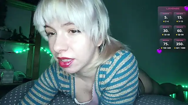 Snapshot of cruellagoth666 chatting on 02.27.25 cruellagoth666 online show from 02.27.25