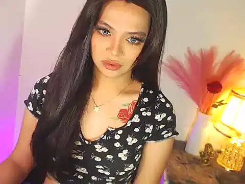 MajesticKitana online show from 10.14.25