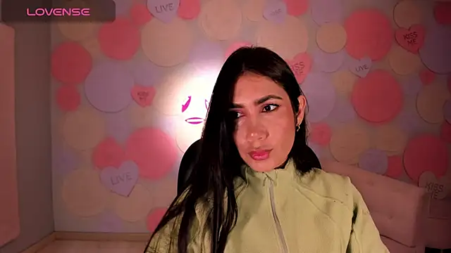 Snapshot of MarieJaneX chatting on 01.05.25 MarieJaneX online show from 01.05.25