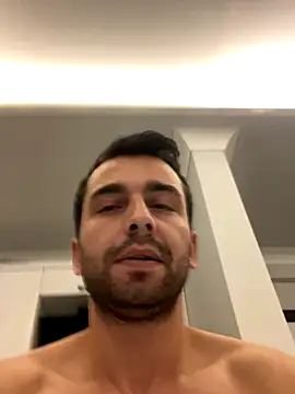 Snapshot of Emre-34 chatting on 10.29.25 Emre-34 online show from 10.29.25