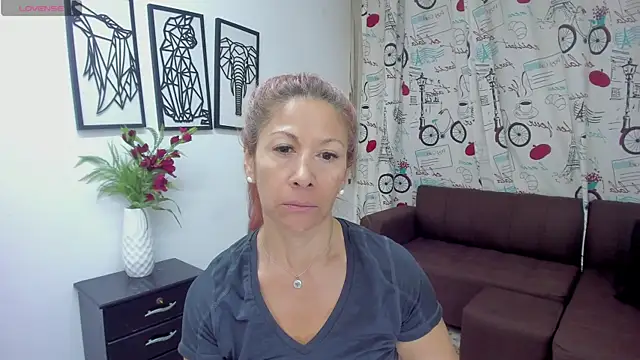 cintiagreyx online show from 02.26.25