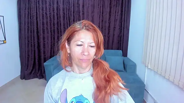 cintiagreyx online show from 11.03.25