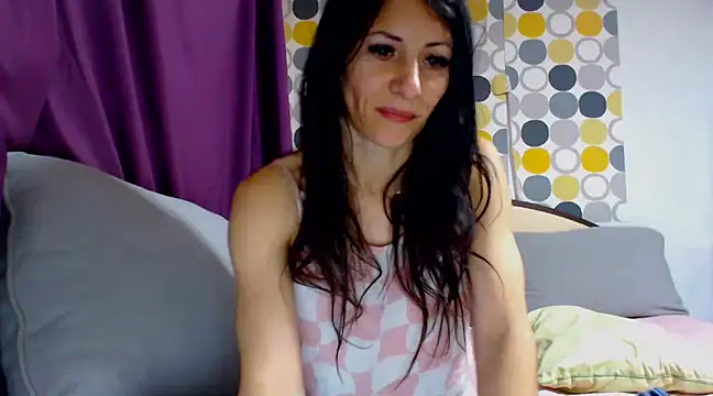 Snapshot of sexyevalove chatting on 12.15.24 sexyevalove online show from 12.15.24