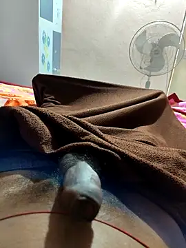 Snapshot of khilkhiladi chatting on 10.28.25 khilkhiladi online show from 10.28.25