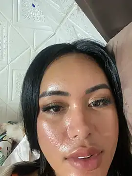 Snapshot of HeavenlyStar chatting on 12.29.24 HeavenlyStar online show from 12.29.24