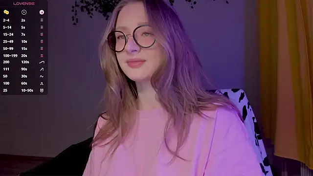 mollytuck online show from 04.15.26