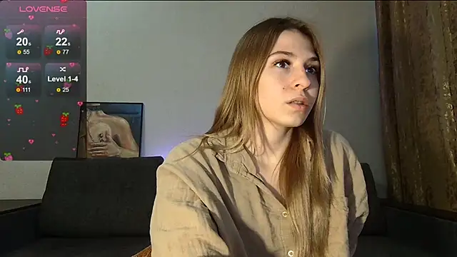 LovelyKatea online show from 02.07.25