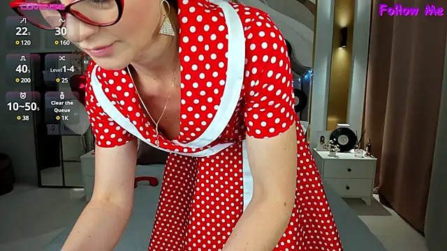 annasimonsj online show from 02.20.25