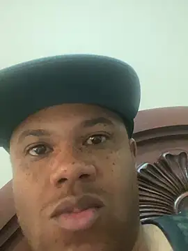 Snapshot of Iced_cloudz chatting on 01.14.26 Iced cloudz online show from 01.14.26