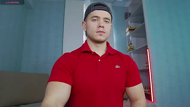 Snapshot of Arilas_ chatting on 02.14.25 Arilas  online show from 02.14.25