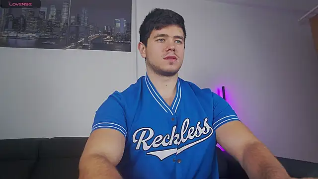 Arilas  online show from 12.02.25