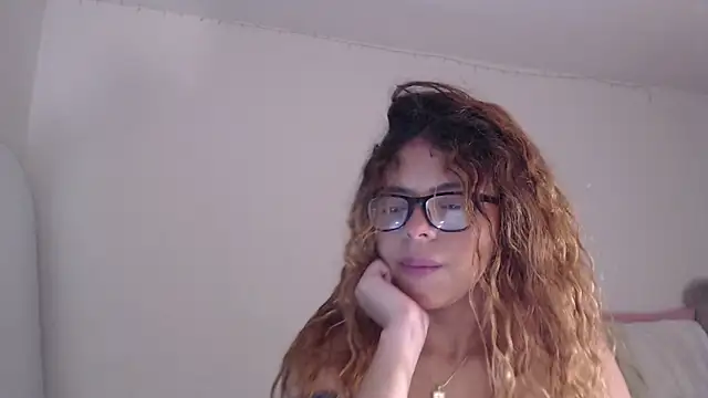 ValienteGirl  online show from 04.08.26