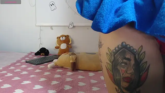 Snapshot of Aby_Lov3 chatting on 01.19.25 Aby Lov3 online show from 01.19.25