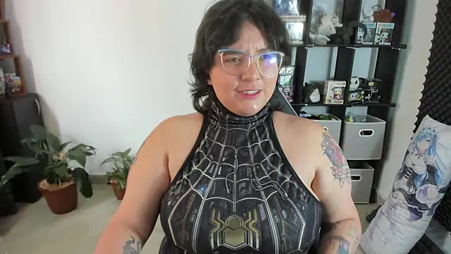 Snapshot of aika-dreams chatting on 01.25.25 aika-dreams online show from 01.25.25