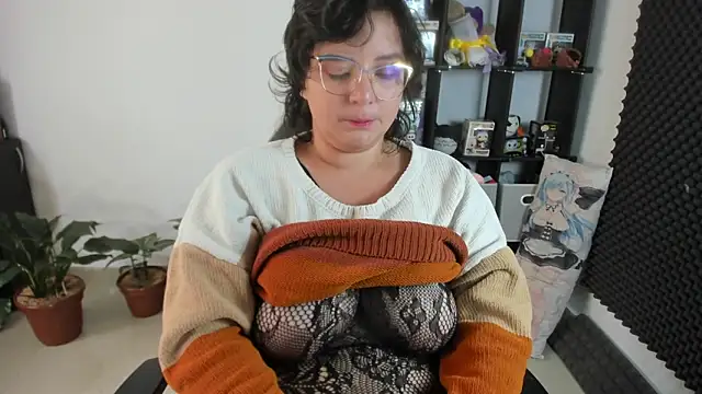 Snapshot of aika-dreams chatting on 02.23.25 aika-dreams online show from 02.23.25