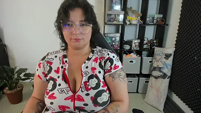 Snapshot of aika-dreams chatting on 02.26.25 aika-dreams online show from 02.26.25