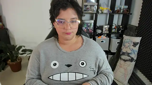 Snapshot of aika-dreams chatting on 02.27.25 aika-dreams online show from 02.27.25