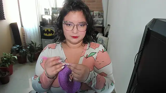 Snapshot of aika-dreams chatting on 09.14.25 aika-dreams online show from 09.14.25