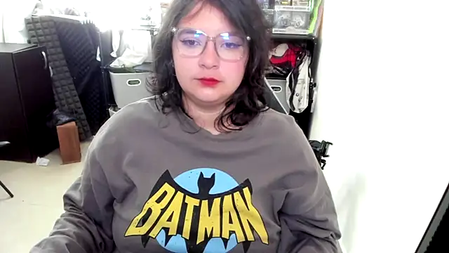 Snapshot of aika-dreams chatting on 11.02.25 aika-dreams online show from 11.02.25