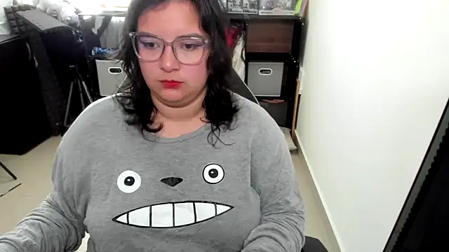 Snapshot of aika-dreams chatting on 11.08.25 aika-dreams online show from 11.08.25