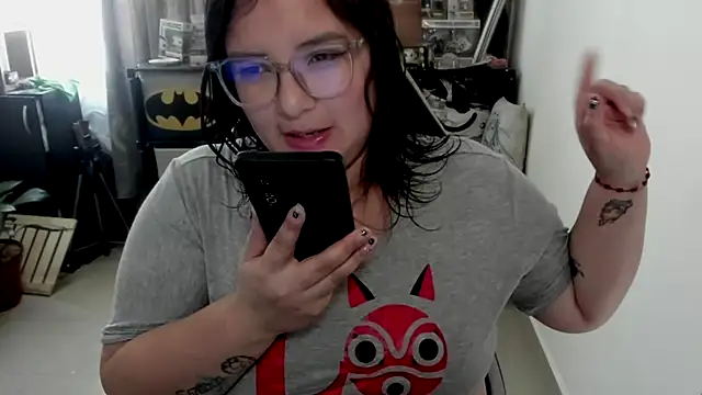 Snapshot of aika-dreams chatting on 02.10.26 aika-dreams online show from 02.10.26