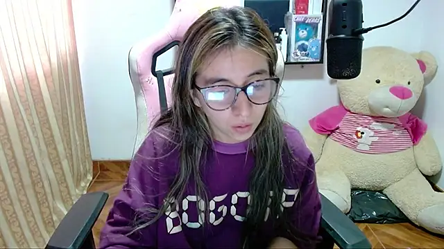 Maggie Fox3 online show from 12.07.24