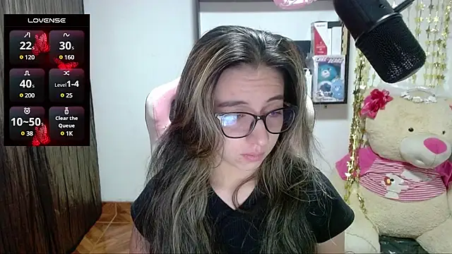 Maggie Fox3 online show from 02.24.25