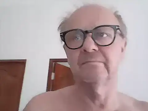 Snapshot of 58klaus chatting on 01.17.25 58klaus online show from 01.17.25