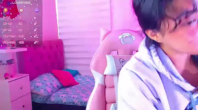 Vannessa  Shy online show from 12.21.24