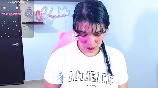 Vannessa  Shy online show from 02.02.25