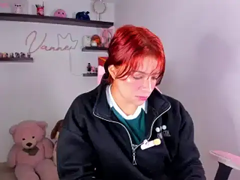 Snapshot of Vannessa__Shy chatting on 04.19.26 Vannessa Shy online show from 04.19.26