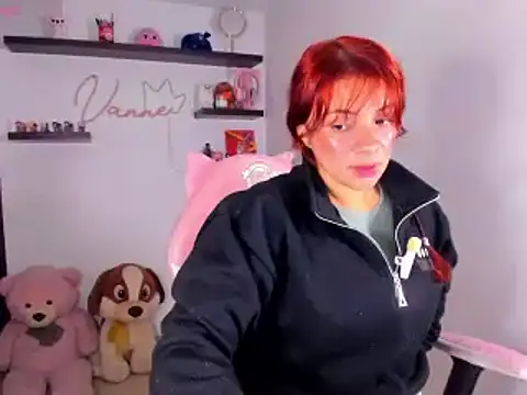 Snapshot of Vannessa__Shy chatting on 04.25.26 Vannessa Shy online show from 04.25.26