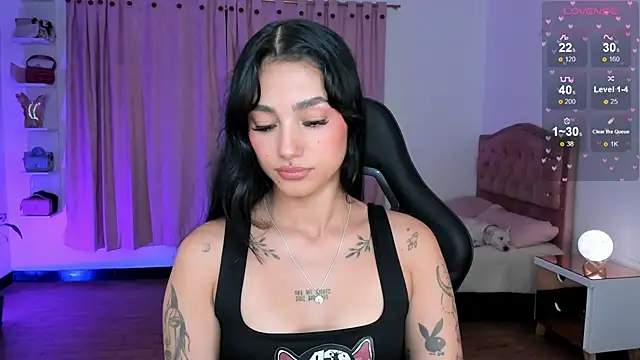 Lizzie corner v online show from 02.23.26