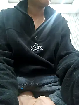 Snapshot of Beautiful_xxo chatting on 03.04.25 Beautiful xxo online show from 03.04.25