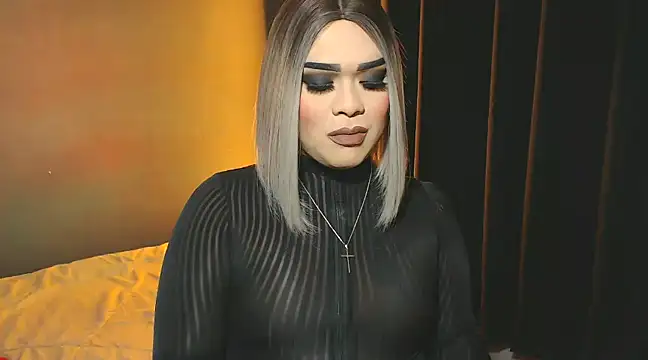 Snapshot of VictoriaEliz chatting on 12.21.24 VictoriaEliz online show from 12.21.24