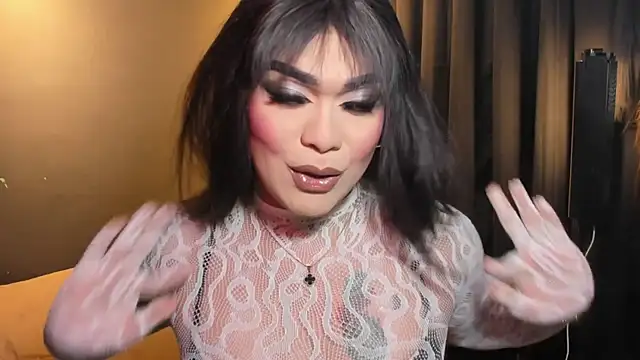 Snapshot of VictoriaEliz chatting on 09.19.25 VictoriaEliz online show from 09.19.25