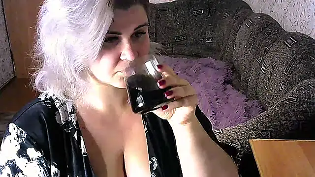 Snapshot of Sexyspicyass chatting on 09.27.25 Sexyspicyass online show from 09.27.25