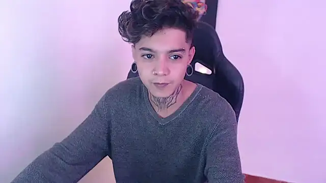 Snapshot of saad_man chatting on 12.28.24 saad man online show from 12.28.24