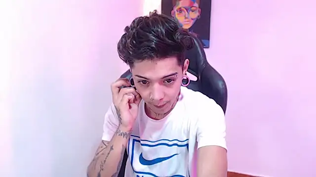 Snapshot of saad_man chatting on 01.08.25 saad man online show from 01.08.25