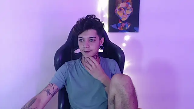 Snapshot of saad_man chatting on 01.10.25 saad man online show from 01.10.25